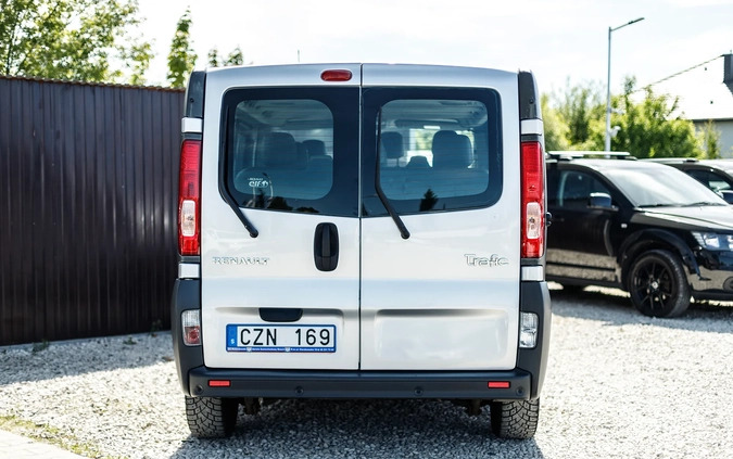 Renault Trafic cena 58900 przebieg: 218000, rok produkcji 2014 z Sandomierz małe 667